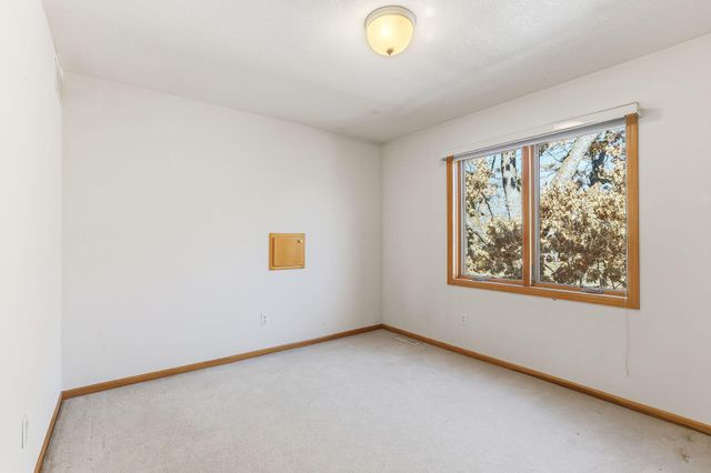 13037 Hialeah Path, Apple Valley, MN 55124