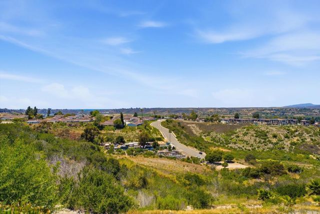 3902 N Vista Campana 9, Oceanside, CA 92057