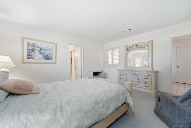 3902 N Vista Campana 9, Oceanside, CA 92057