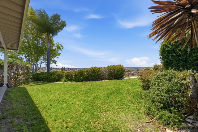 3902 N Vista Campana 9, Oceanside, CA 92057