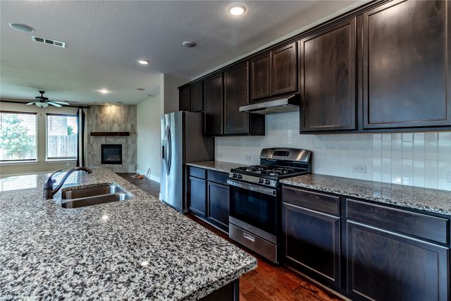 1609 Cedar Crest Drive, Forney, TX 75126