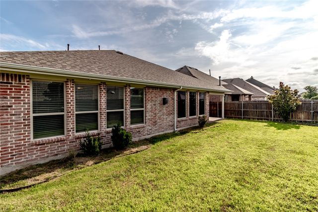 1609 Cedar Crest Drive, Forney, TX 75126