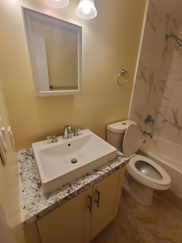 5203 NE 24th Terrace B206, Fort Lauderdale, FL 33308