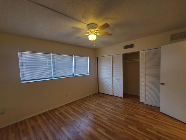 5203 NE 24th Terrace B206, Fort Lauderdale, FL 33308
