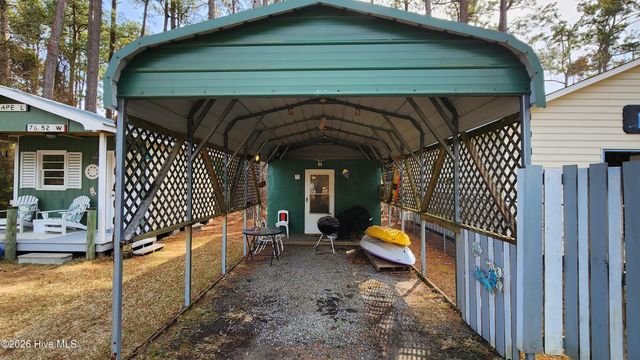 782 Straits Road, Gloucester, NC 28528