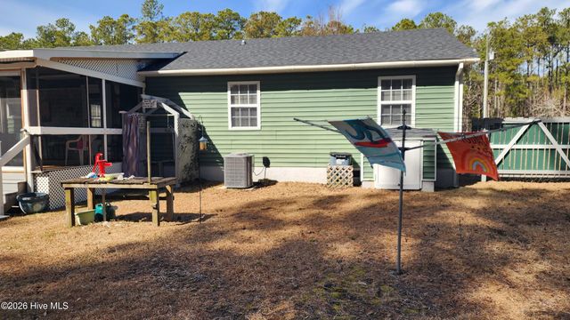 782 Straits Road, Gloucester, NC 28528