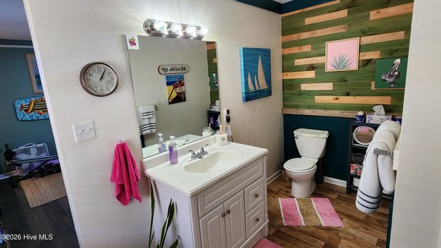 782 Straits Road, Gloucester, NC 28528