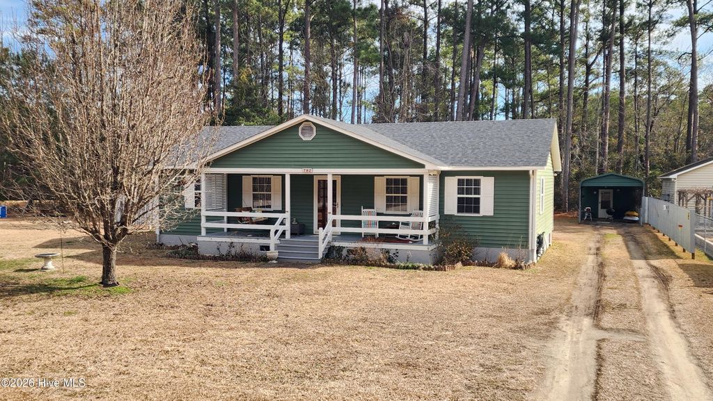 782 Straits Road, Gloucester, NC 28528
