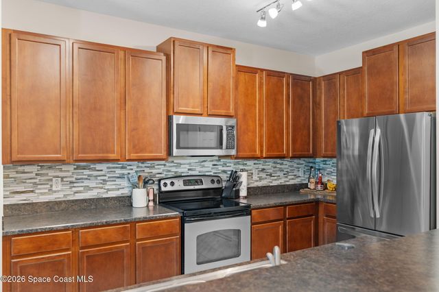 2550 Revolution Street 104, Melbourne, FL 32935