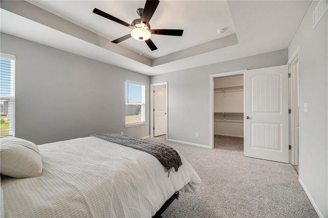 609 Foxglove Lane, Raymore, MO 64083