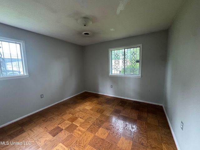 3327 Casa Grande Circle, Jackson, MS 39209