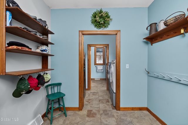 2491 Brookview Road, Castleton-on-hudson, NY 12033