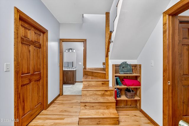 2491 Brookview Road, Castleton-on-hudson, NY 12033