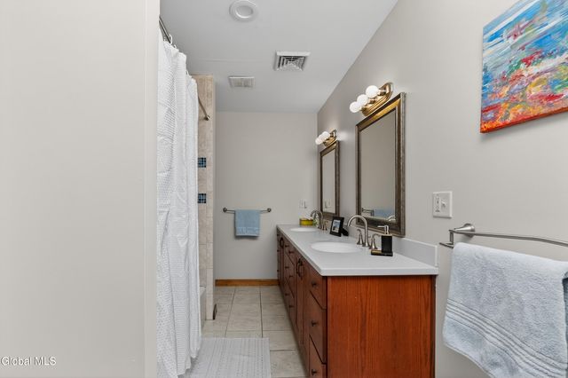 2491 Brookview Road, Castleton-on-hudson, NY 12033