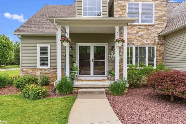 16432 Silver Landings Drive, Fenton, MI 48430