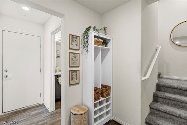 6936 Skyline Blue Street, North Las Vegas, NV 89086