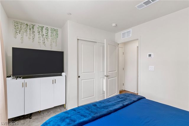 6936 Skyline Blue Street, North Las Vegas, NV 89086