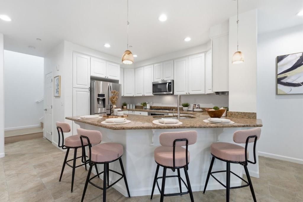 Image 13 of property listing at 359 Bautista Place, San Jose, CA 95126