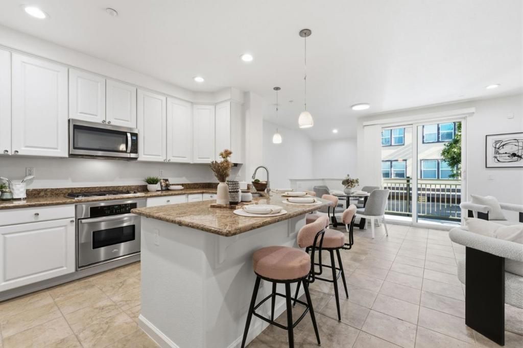 Image 15 of property listing at 359 Bautista Place, San Jose, CA 95126