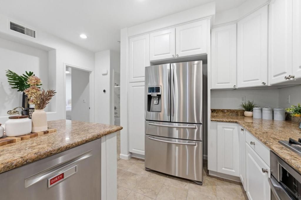 Image 17 of property listing at 359 Bautista Place, San Jose, CA 95126