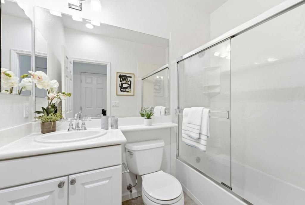 Image 21 of property listing at 359 Bautista Place, San Jose, CA 95126