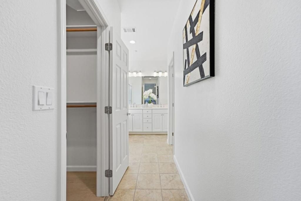 Image 34 of property listing at 359 Bautista Place, San Jose, CA 95126