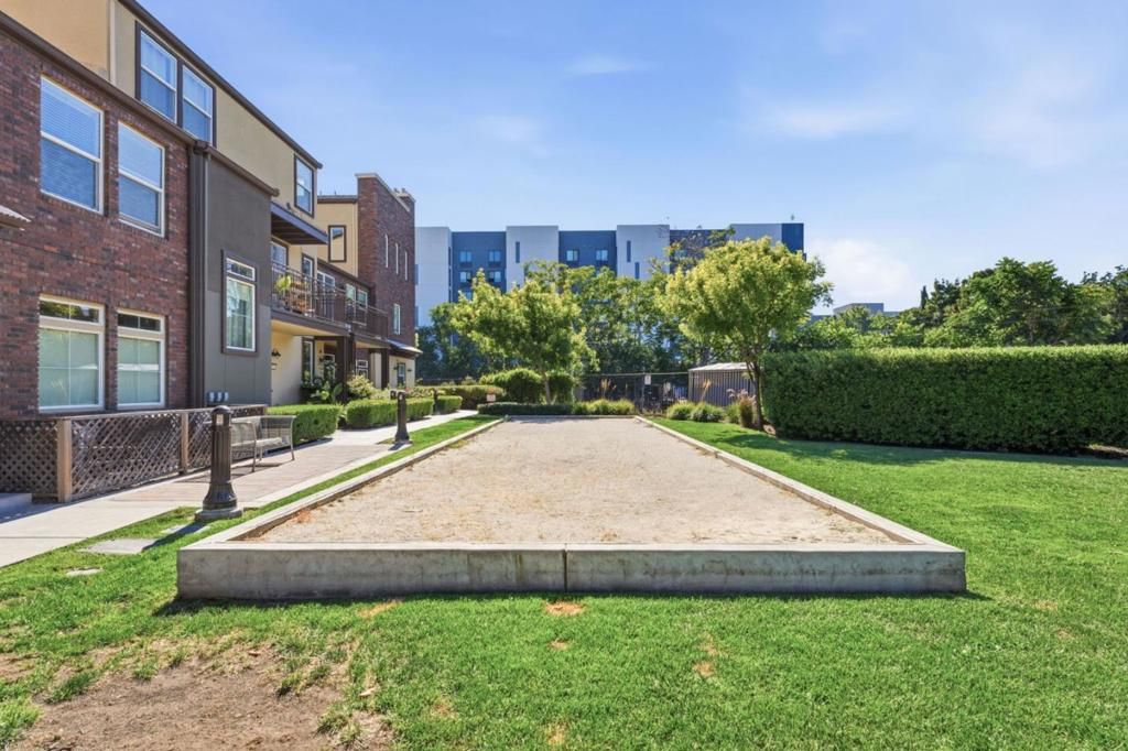 Image 41 of property listing at 359 Bautista Place, San Jose, CA 95126