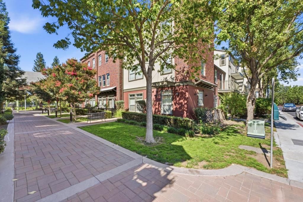 Image 48 of property listing at 359 Bautista Place, San Jose, CA 95126