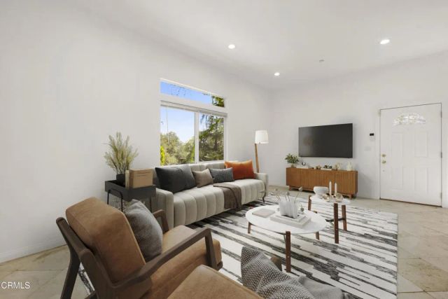 3211 Kenneth Drive, Los Angeles, CA 90032