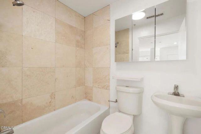 3211 Kenneth Drive, Los Angeles, CA 90032