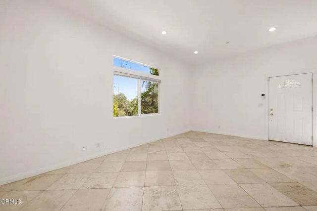 3211 Kenneth Drive, Los Angeles, CA 90032