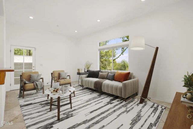 3211 Kenneth Drive, Los Angeles, CA 90032