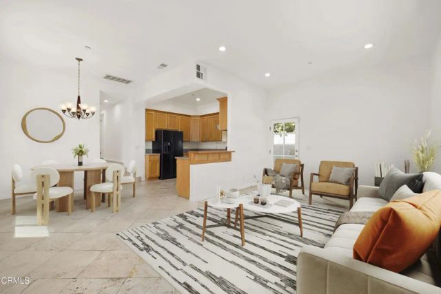 3211 Kenneth Drive, Los Angeles, CA 90032