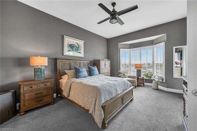 9380 Gulf Shore DR 402, Naples, FL 34108