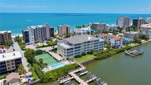 9380 Gulf Shore DR 402, Naples, FL 34108