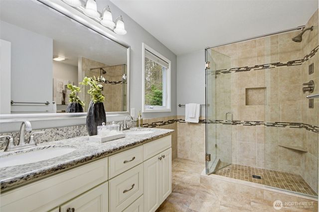 12708 NE 97th Place, Kirkland, WA 98033