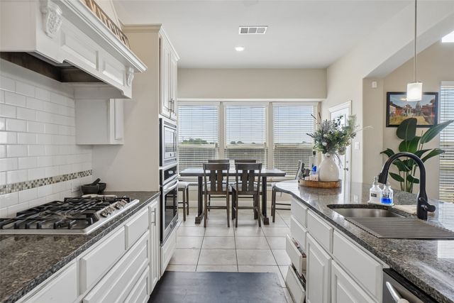 1917 Doves Landing Lane, Wylie, TX 75098