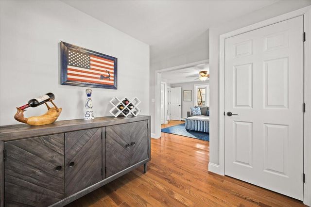 111 Pinecrest Beach Drive, Teaticket, MA 02536