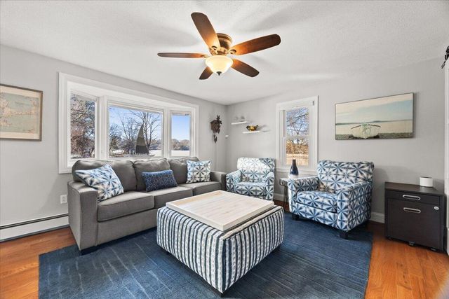 111 Pinecrest Beach Drive, Teaticket, MA 02536