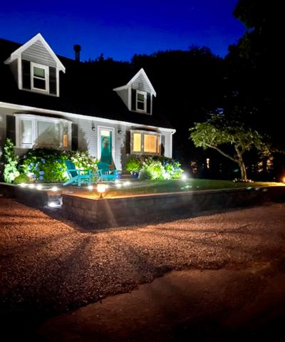 111 Pinecrest Beach Drive, Teaticket, MA 02536