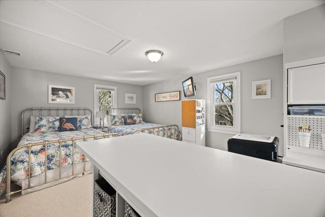 111 Pinecrest Beach Drive, Teaticket, MA 02536