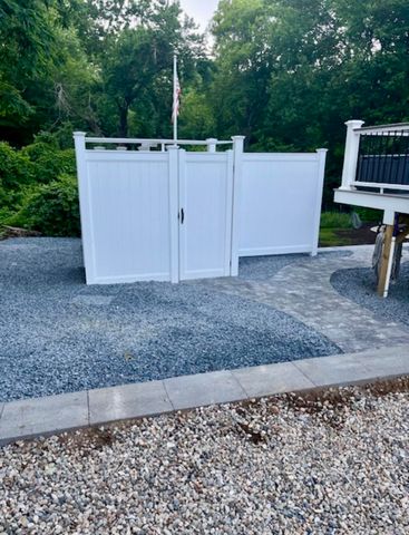 111 Pinecrest Beach Drive, Teaticket, MA 02536