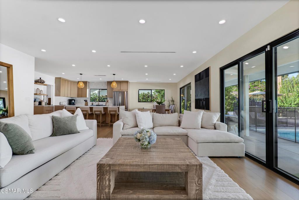 5722 Le Sage Avenue, Woodland Hills, CA 91367 — photo 5