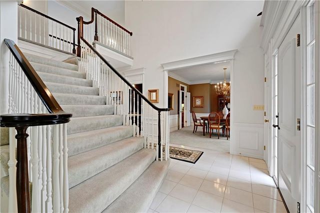 60 W Dundee Court, Loch Lloyd, MO 64012