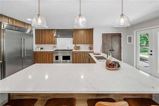 743 South Rosemary Drive, Bryan, TX 77802