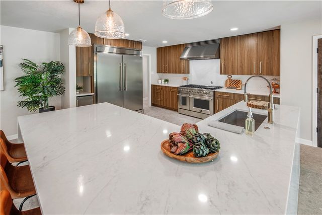 743 South Rosemary Drive, Bryan, TX 77802