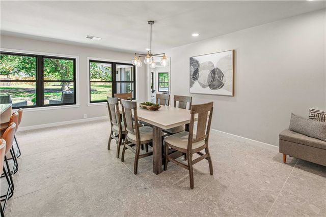 743 South Rosemary Drive, Bryan, TX 77802