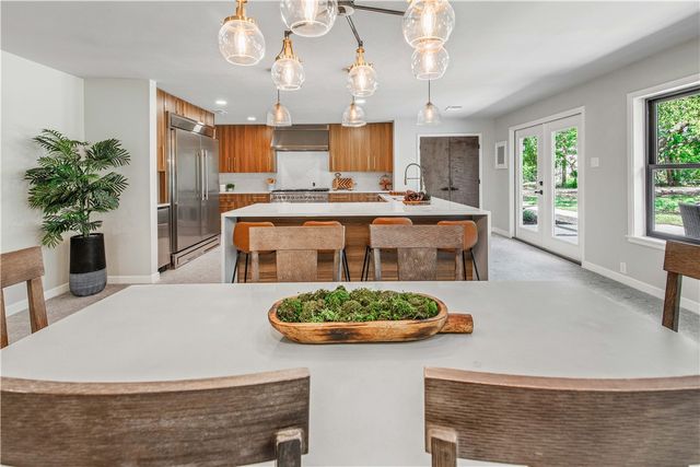 743 South Rosemary Drive, Bryan, TX 77802
