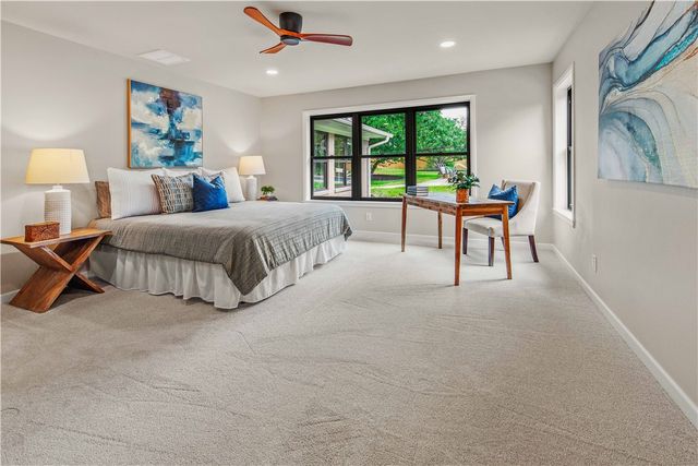 743 South Rosemary Drive, Bryan, TX 77802
