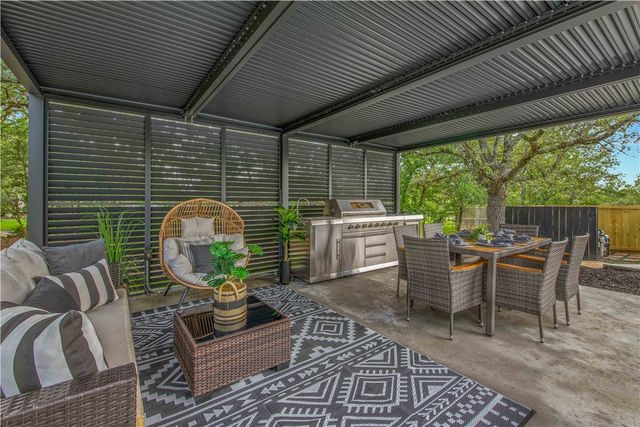 743 South Rosemary Drive, Bryan, TX 77802
